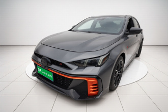 广汽传祺 影豹 2022款 270T DCT J16 R-style赛道版