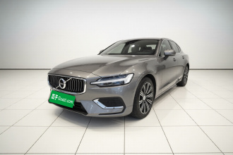 沃尔沃S60新能源 2021款 T8 E驱混动 四驱智逸豪华版