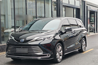 丰田 赛那SIENNA 2024款 2.5L混动 尊贵版