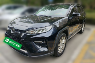 丰田 威兰达 2021款 2.0L CVT两驱豪华版