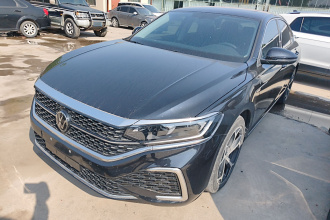 大众 帕萨特 2025款 出众款 380TSI 星空龙腾版