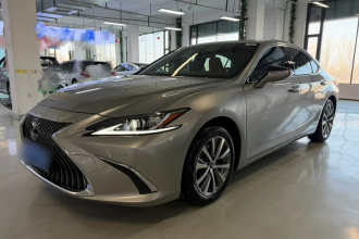 雷克萨斯ES 2020款 200 卓越版