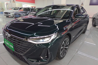 奇瑞 艾瑞泽8 2025款 2.0T 自动御+