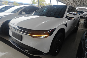 极氪7X 2025款 75kWh 后驱智驾版