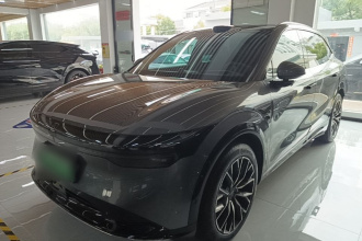 极氪7X 2025款 75kWh 后驱智驾版