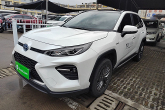 丰田 威兰达 2023款 双擎 2.5L E-CVT四驱尊贵版