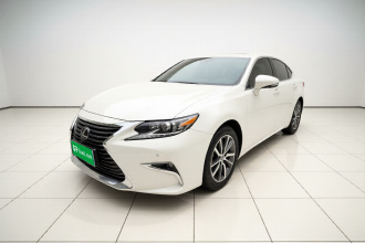 雷克萨斯ES 2015款 300h 舒适版