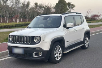 Jeep 自由侠 2018款 互联大屏版 180T 自动劲能版