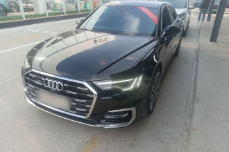 奥迪A6L 2024款 45 TFSI 臻选动感型