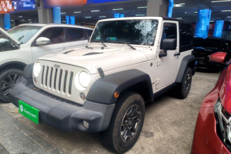 Jeep 牧马人 2017款 3.6L Rubicon 两门舒享版