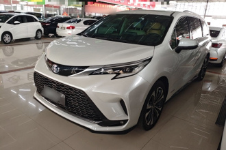 丰田 格瑞维亚 2022款 2.5L混动 尊爵版