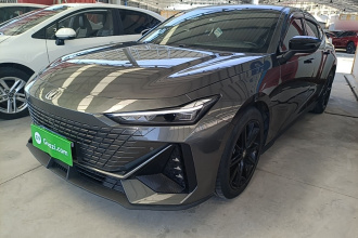 长安UNI-V 2023款 1.5T 尊享型