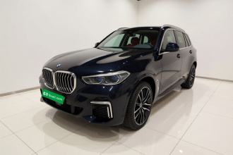 宝马X5 2022款 改款 xDrive 30Li 尊享型M运动套装