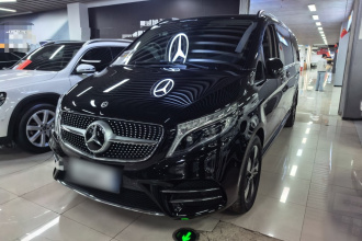 奔驰V级 2018款 V 260 L 尊贵加长版 国V