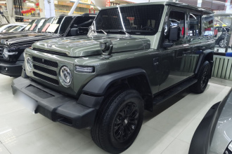 212 T01 2024款 2.0T 机械师