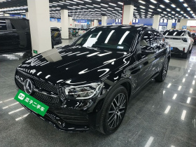奔驰GLC轿跑 2023款 GLC 260 4MATIC 轿跑SUV