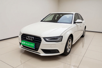 奥迪A4L 2013款 30 TFSI 手动舒适型