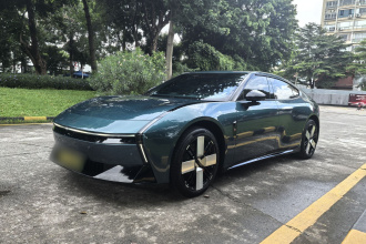 小鹏P7 2025款 750 四驱高性能 Ultra