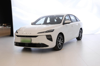 荣威D6 2025款 520km 尊享版