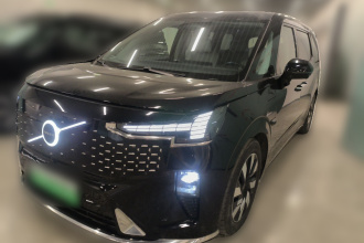 沃尔沃EM90 2025款 Ultra 六座