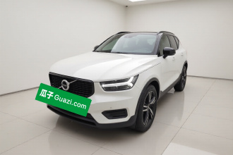 沃尔沃XC40 2022款 T4 四驱智远运动版