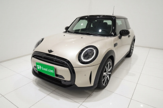 MINI 2022款 改款 1.5T COOPER 艺术家
