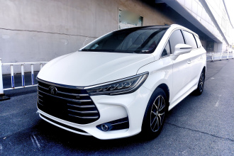 比亚迪 宋MAX 2017款 1.5T 自动智联精英型 7座