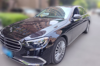奔驰E级 2023款 改款 E 300 L 豪华型