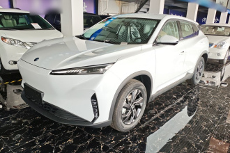 东风风神 SKY EV01 2025款 530km AIR精英版