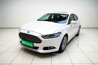 福特 蒙迪欧 2013款 2.0L GTDi240豪华运动型