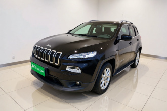 Jeep 自由光 2016款 2.0L 优越版
