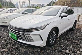 比亚迪 驱逐舰05 2024款 荣耀版 DM-i 55KM 豪华型