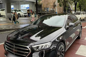 奔驰E级 2025款 E 300 L 豪华型