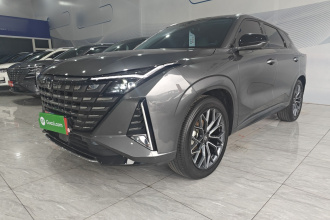 长安UNI-Z 2025款 1.5T 尊贵型