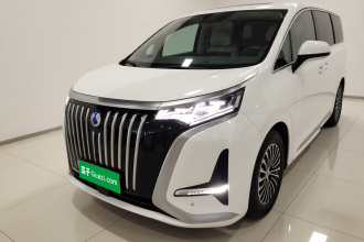 腾势D9 2022款 EV 600 四驱尊荣型