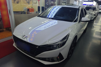 现代 伊兰特 2021款 1.5L CVT LUX尊贵版