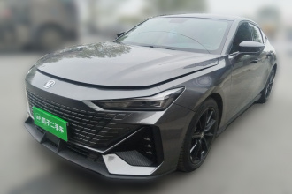 长安UNI-V 2022款 1.5T 尊贵型