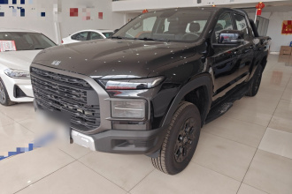 威麟R08 2025款 2.3T 8AT 2WD 柴油长箱寻迹版