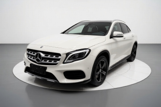 奔驰GLA 2019款 GLA 200 时尚型