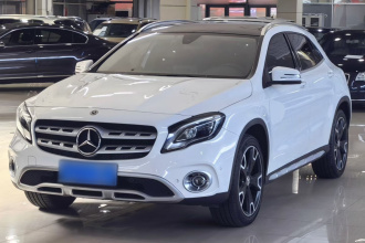 奔驰GLA 2017款 GLA 220 4MATIC 时尚型