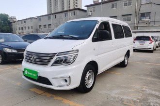 东风风行 菱智 2019款 M5L 1.6L 7座基本型 国VI