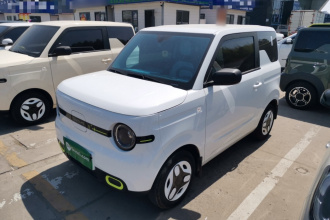 吉利银河 2025款 熊猫mini 210km 元气熊