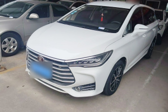 比亚迪 宋MAX 2017款 1.5T 手动智联豪华型 7座