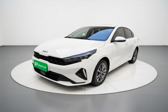 起亚K3 2024款 1.5L CVT舒适优享版