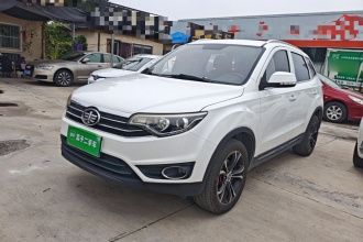 一汽 森雅R7 2016款 1.6L 自动豪华型