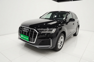 奥迪Q7 2023款 45 TFSI quattro S line运动型