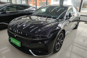 岚图汽车 岚图追光 2024款 PHEV 四驱超长续航旗舰版