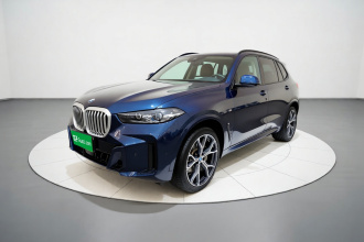 宝马X5 2023款 xDrive 30Li 尊享型M运动曜夜套装