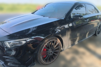奔驰A级AMG 2022款 AMG A 35 L 4MATIC