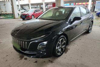 红旗E-QM5 2023款 基础出行版